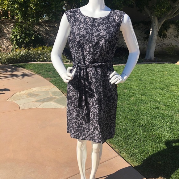 BANANA REPUBLIC SLEEVELESS DRESS 6 - Picture 3 of 15